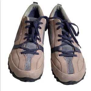 DIESEL VIV WOMEN'S LEATHER FASHION SNEAKERS SIZE 9